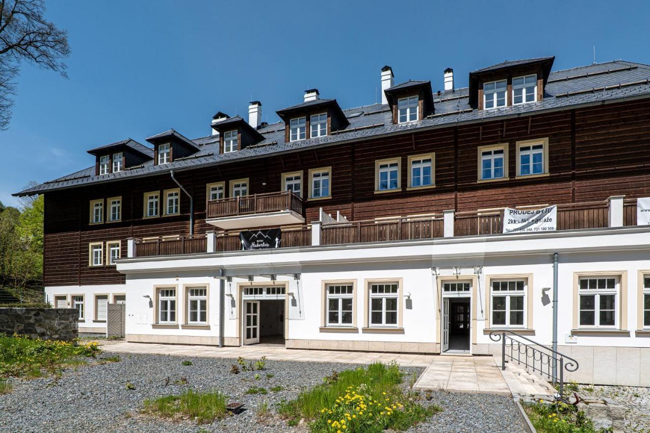 Hubertus Karlova Studánka Aparthotel Kültér fotó