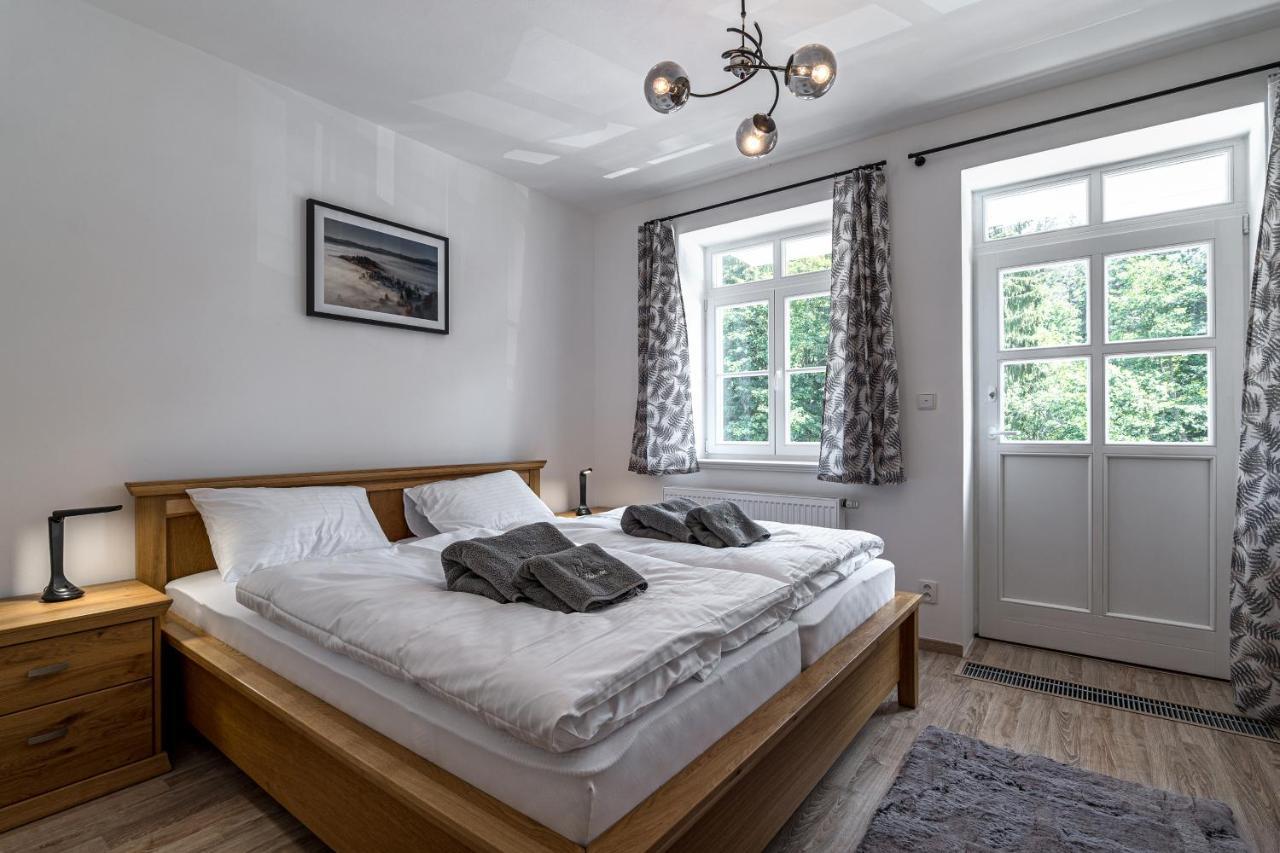 Hubertus Karlova Studánka Aparthotel Kültér fotó