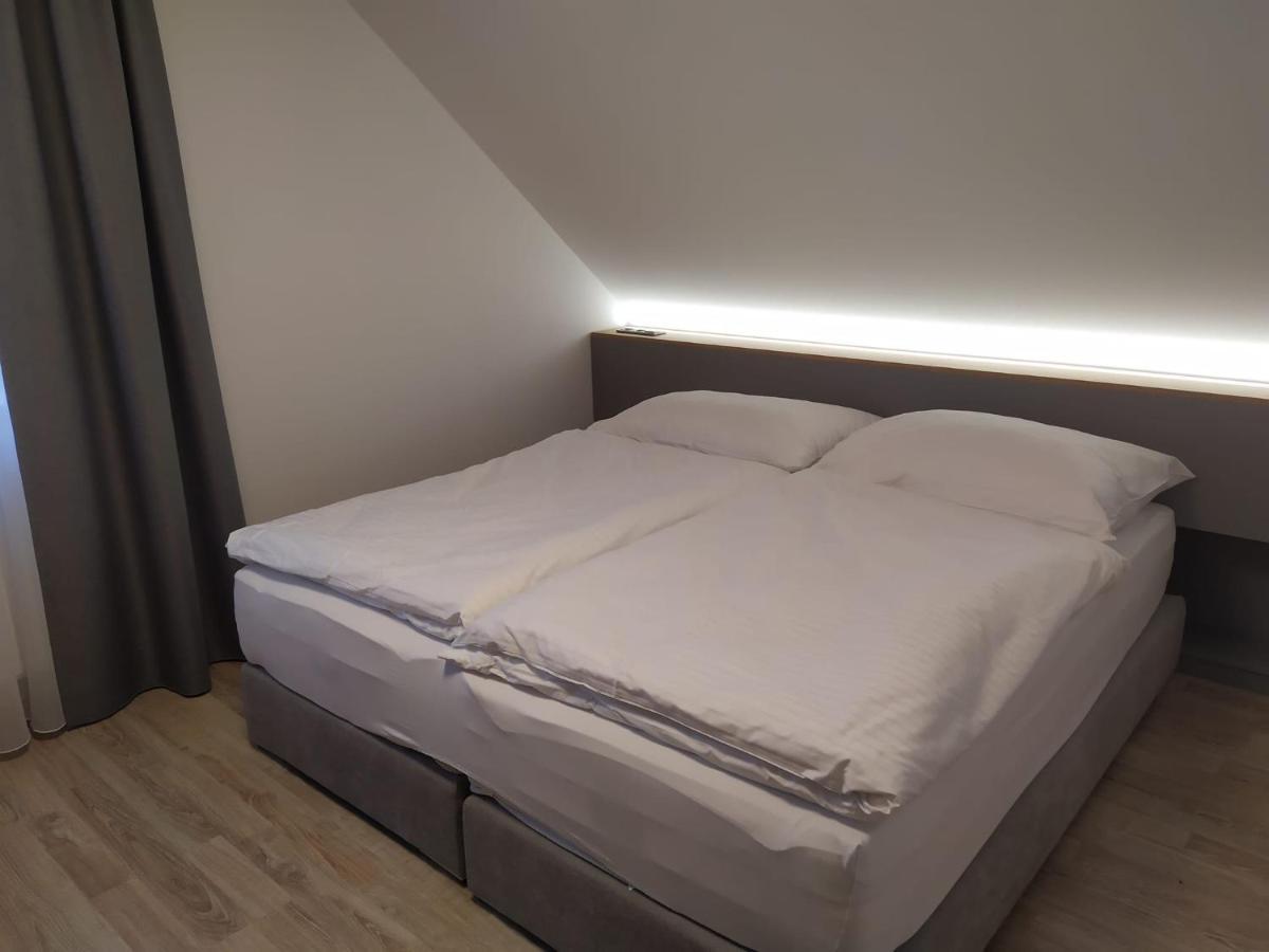 Hubertus Karlova Studánka Aparthotel Kültér fotó